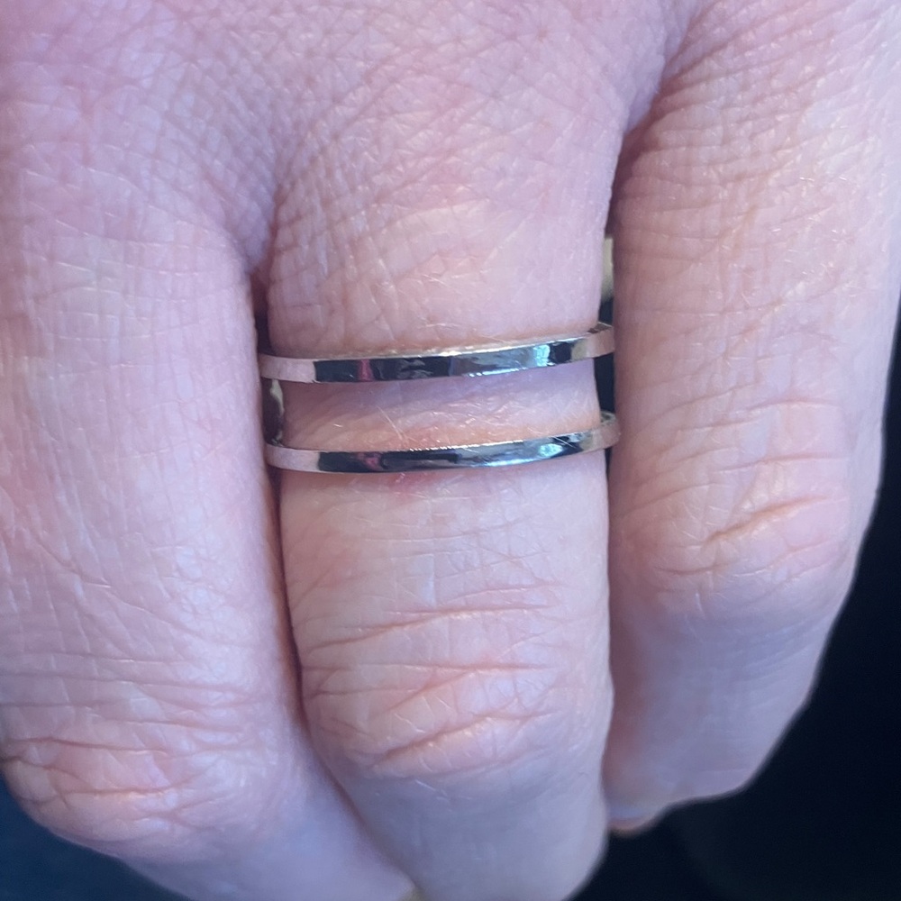 Elegant Silver Double Band Ring